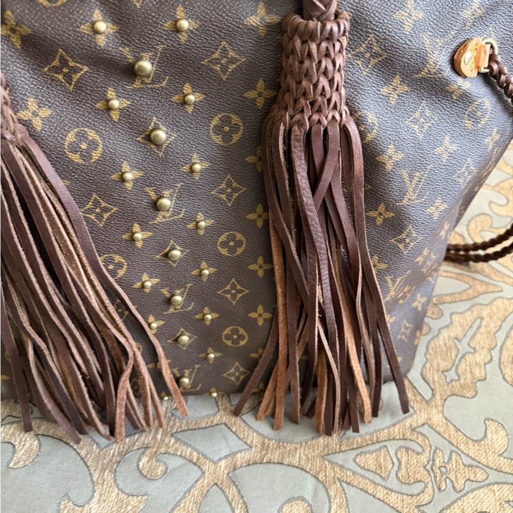 Louis Vuitton Brown Tote with Fringe and Scarf - Picture 7 of 16